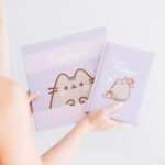 Pusheen - Zestaw notatnik A5 + długopis z kolekcji Moments - obrazek 5