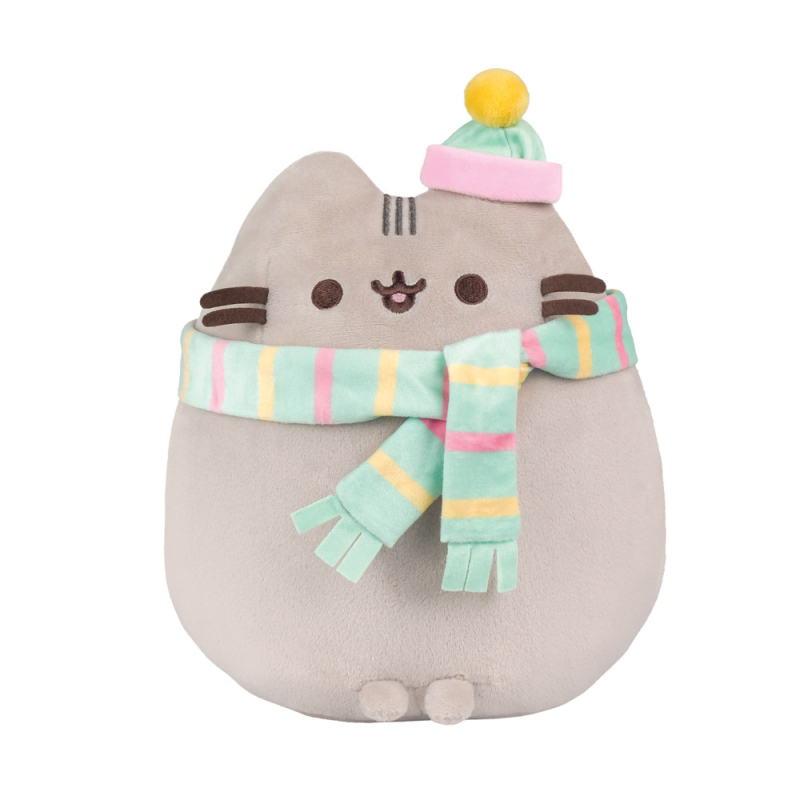 B7F1E28A-B074-EE11-91C2-2CEA7FB072AA.jpg Klasyczny Pusheen w zimowej czapce z pomponem i kolorowym pastelowym szaliku.