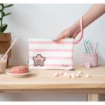 Pusheen - Rose Collection kosmetyczka (23 x 16,5 x 2,5 cm) - obrazek 5